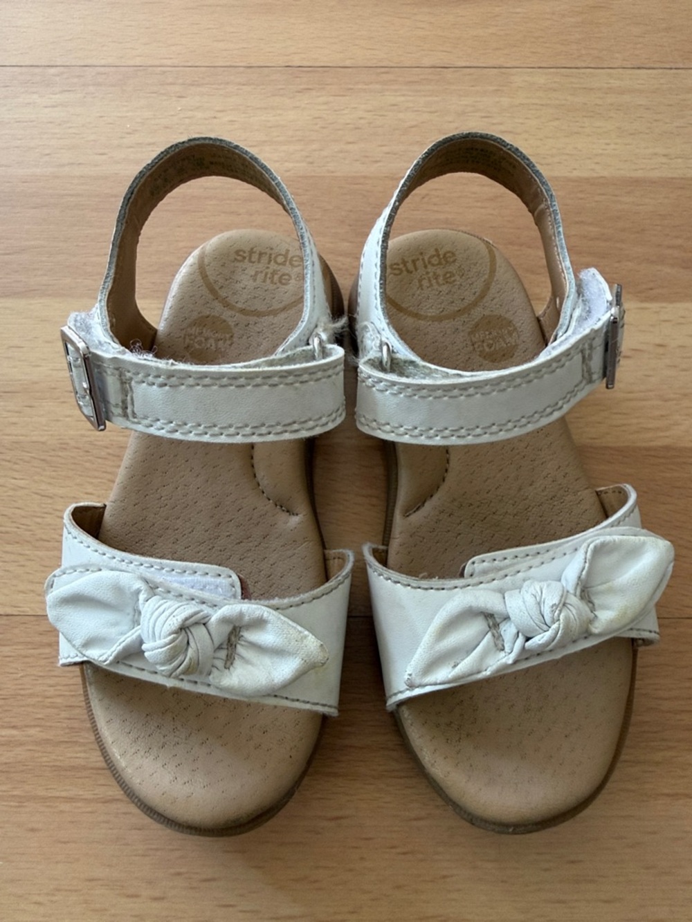 Stride Rite Whitney Sandle Size 9 Wide